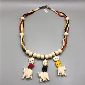 Vintage artisan African safari elephant necklace carved beaded tribal rustic.
